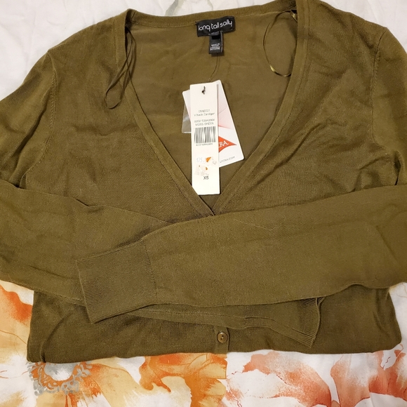 TALL V-Neck Cardigan - Picture 4 of 5